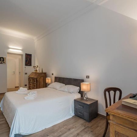 The Best Rent - Elegant Three-Bedroom Apartment A Few Steps From Fontana Di Trevi Exterior foto