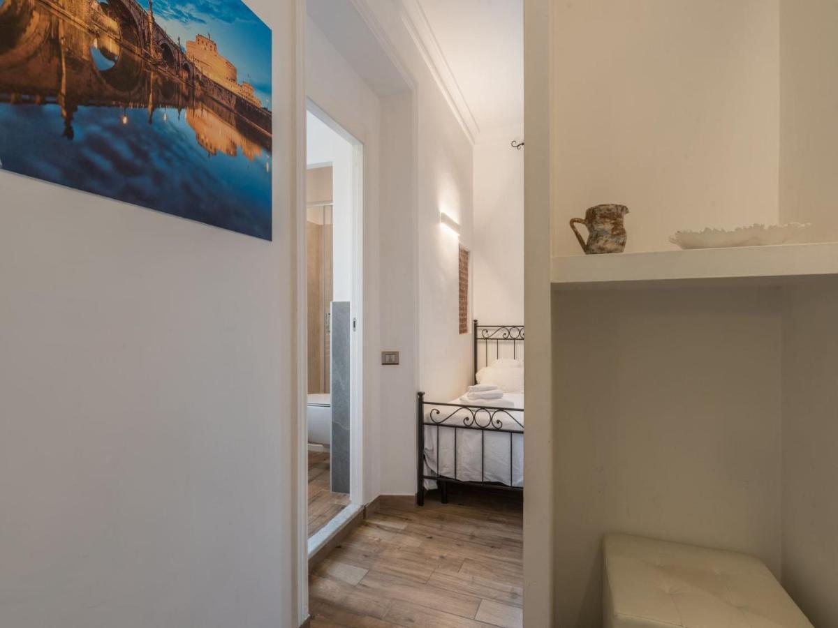 The Best Rent - Elegant Three-Bedroom Apartment A Few Steps From Fontana Di Trevi Exterior foto