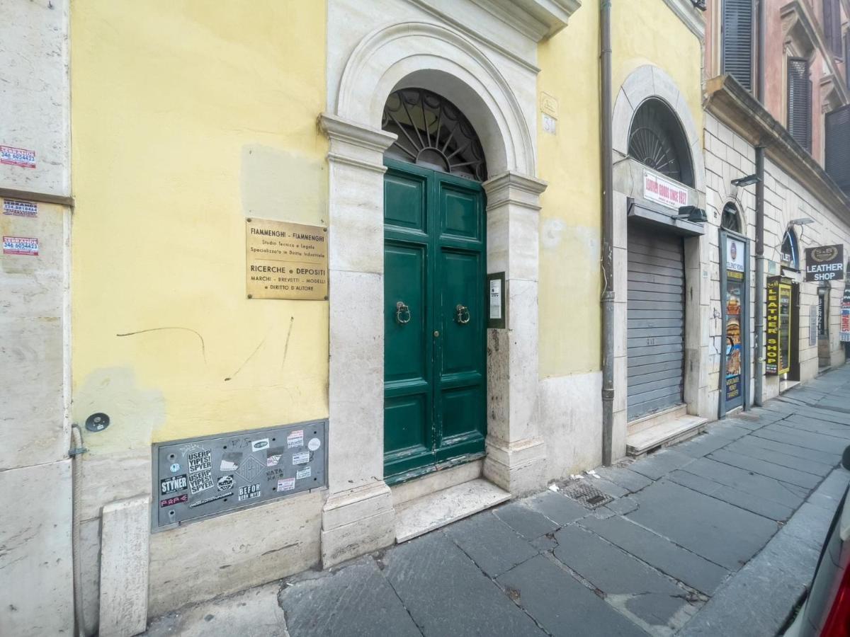 The Best Rent - Elegant Three-Bedroom Apartment A Few Steps From Fontana Di Trevi Exterior foto