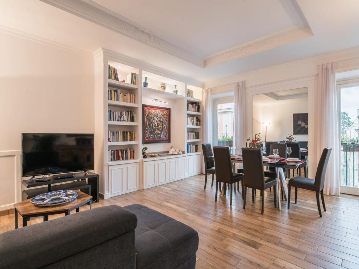 The Best Rent - Elegant Three-Bedroom Apartment A Few Steps From Fontana Di Trevi Exterior foto