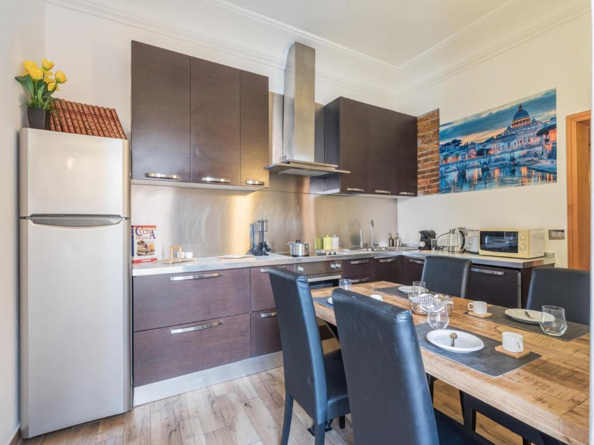 The Best Rent - Elegant Three-Bedroom Apartment A Few Steps From Fontana Di Trevi Exterior foto